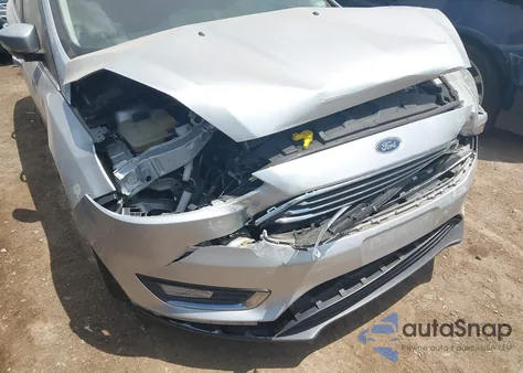 2016 Ford Focus Titanium из США, поврежденный, VIN 1FADP3J23GL301102